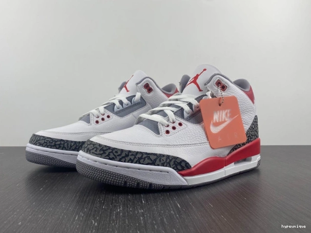 HYPE OG Air 3 Jordan DN3707-160 Fire Red 0814